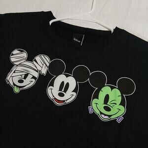 DISNEY Large MICKEY MOUSE HALLOWEEN Black Long-Sleeved Lightweight sweatshirt